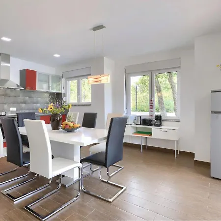 Holiday home Mirna - Mdn156 By Interhome