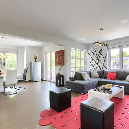 Holiday home Mirna - Mdn156 By Interhome Liznjan