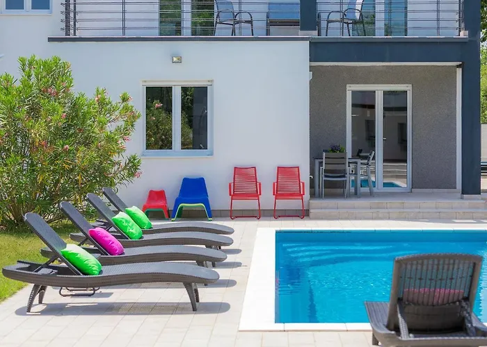 Mirna By Interhome Vakantiehuis *